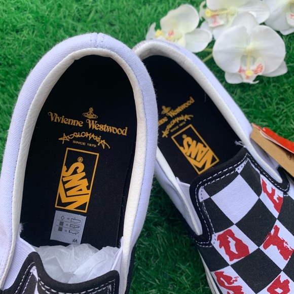 Vans Classic Slip on Shoes - Picture 11 of 12